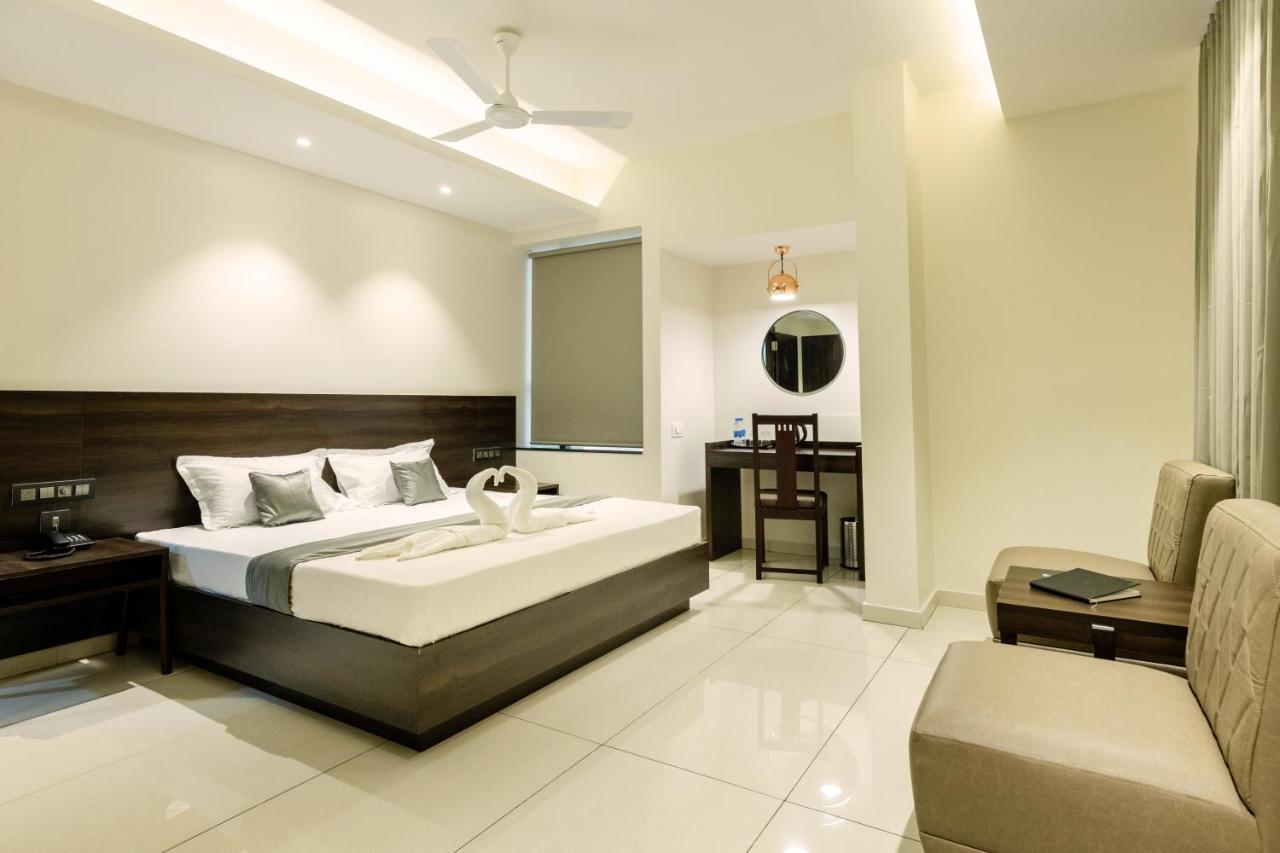 Hotel Paramount Suites & Service Apartments Mangalore Ngoại thất bức ảnh